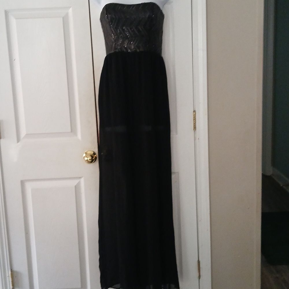 XOXO  black sequin sleeveless sheer wide leg jumpsuit Sz 1/2  NWOT